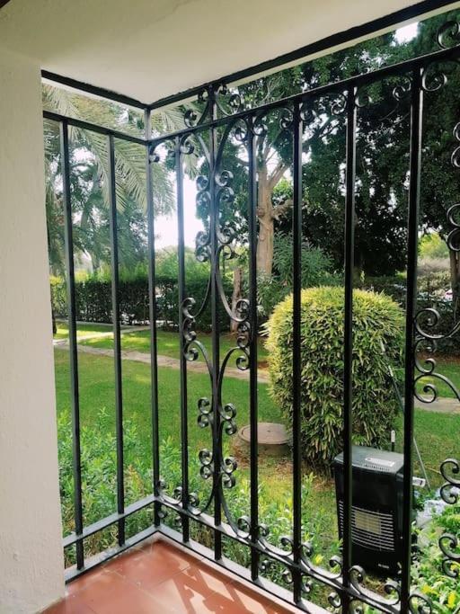 Apartamento Studio Paris Estepona Exterior foto