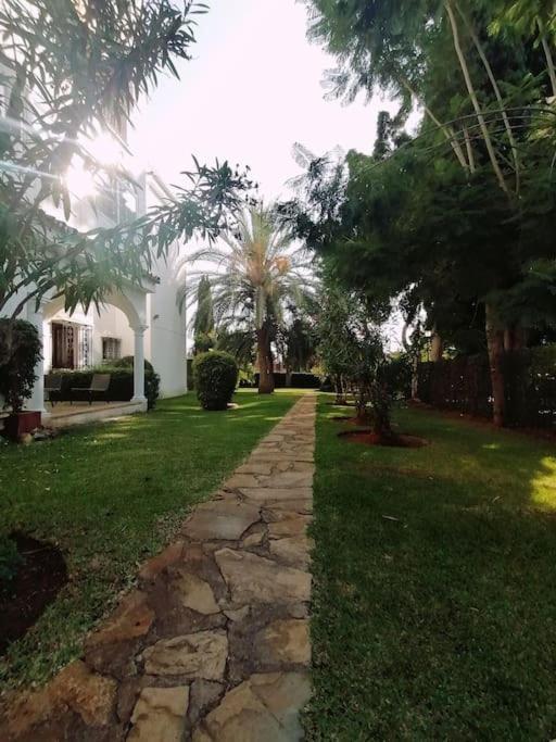 Apartamento Studio Paris Estepona Exterior foto